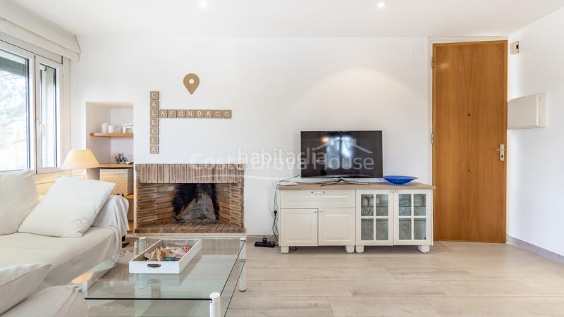 Foto fe2365fc-2c42-4659-ae87-902e11bf61ea. Apartamento en carrer de mallorca 25 apartamento con licencia turistica, terraza y piscina en venta en zona golfet, en Calella de Palafrugell