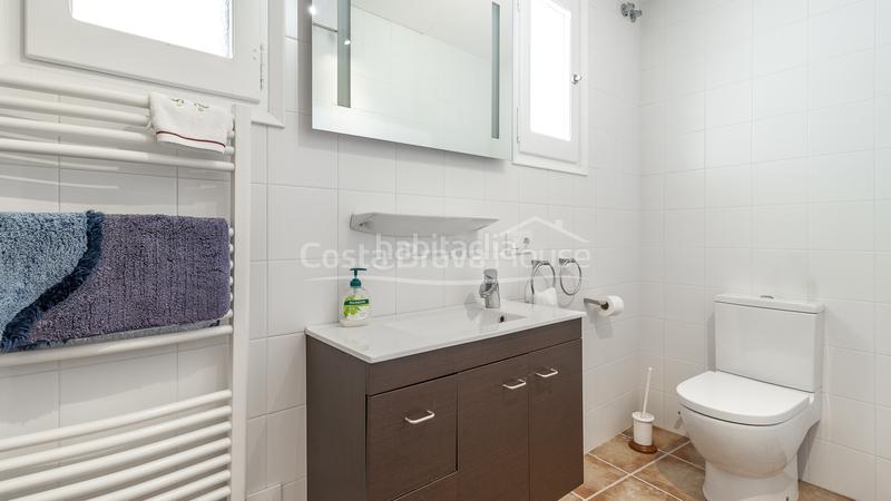 Foto 09dfd950-07e7-4de2-9c4a-024b160c1dc5. Casa exclusiva casa en venta con vistas al mar en ses costes, aiguablava en Begur