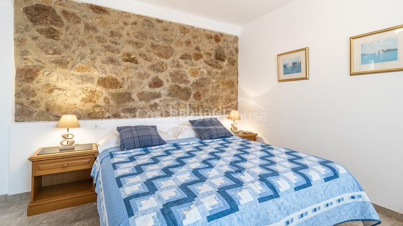 Foto fa79d598-6f44-40b1-9709-eccce95993d0. Casa exclusiva casa en venta con vistas al mar en ses costes, aiguablava en Begur