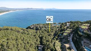 Terreny residencial  Carrer s'antiga. Terreno edificable en venta con vistas al mar y montaña en santi
