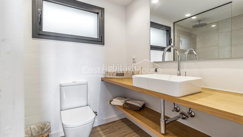 Foto 81d32da7-485b-409a-8fd0-e25d846b101e. Casa a schiera in carrer medas 41 in Aiguafreda-Sa Tuna Begur