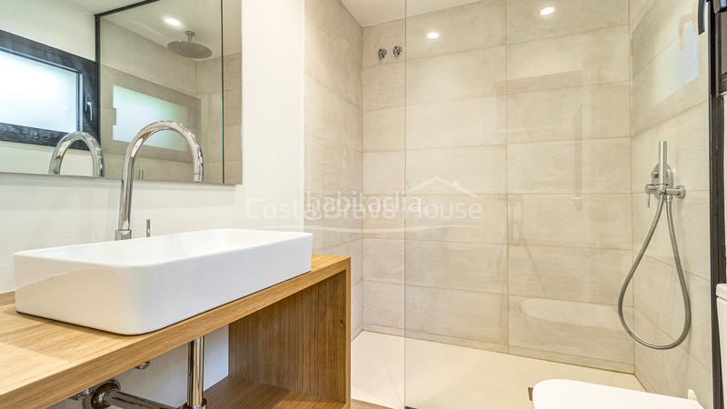 Foto fe40eb5c-6d7b-4117-850a-62cae6fbb415. Casa a schiera in carrer medas 41 in Aiguafreda-Sa Tuna Begur