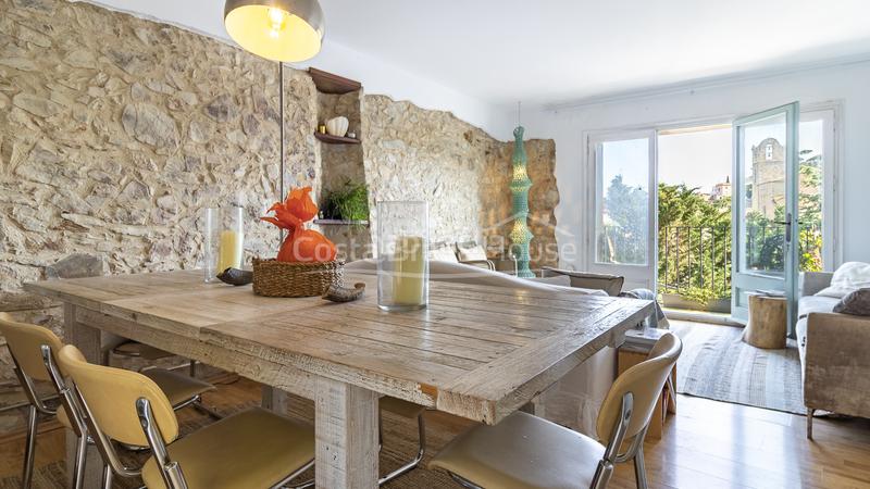 Foto 0d2c2325-61ea-48a0-86bf-3869dd76bb18. Bauernhof mit heizung parking in Begur Begur