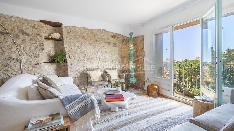 Foto c3fc242b-1ace-4b92-af85-970f0c33f996. Bauernhof mit heizung parking in Begur Begur