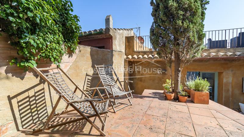 Foto c4835aa2-119e-4174-b131-b56afd76ede2. Bauernhof mit heizung parking in Begur Begur