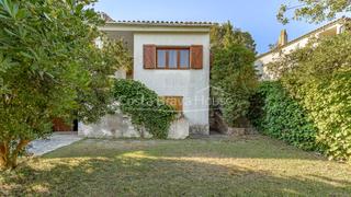 Maison jumelée  Carrer sa punta d'es forn. Casa en venta con jardín y terraza en begur, cerca de las playas