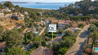 Casa adossada  Carrer sa punta d'es forn. Casa en venta con jardín y terraza en begur, cerca de las playas
