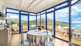 Haus  Carrer cova del bisbe. Casa con vistas al mar y a pocos minutos de la cala de aiguablav