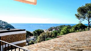 Casa  Ronda del coral. Villa exclusiva con vistas al mar y piscina en venta a 600m de l
