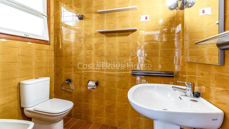 Foto 08a8cb5d-7f47-4f0c-9d68-a4b996b50b65. Casa amb calefacció aparcament piscina a Llafranc