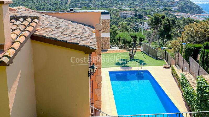 Foto adf53499-96bc-4c64-8bca-caacd2d3fad5. Casa villa exclusiva con vistas al mar y piscina en venta a 600m de la playa en Llafranc