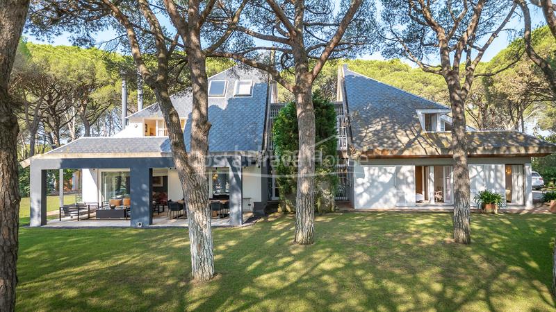 Foto 95e13fe6-407b-4e84-bba3-d70e7f556a43. Casa con riscaldamento parcheggio piscina in Pals