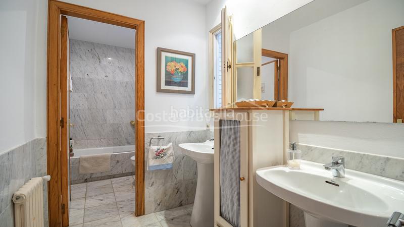 Foto c6c38735-4d7a-453f-ad7b-0f1039e8994b. Casa con riscaldamento parcheggio piscina in Pals