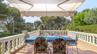 Masia  Ramón llull. Casa con dos viviendas independientes y licencia turística en ve