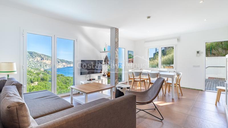 Foto 8ed5fd93-516f-4efa-82b9-b7574a768180. Haus mit heizung pool in Fornells-Aiguablava Begur