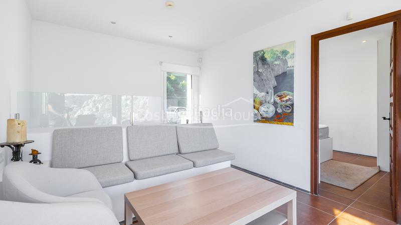 Foto b90d3980-0f6d-41d7-bf7e-94f0e25d7379. Haus mit heizung pool in Fornells-Aiguablava Begur