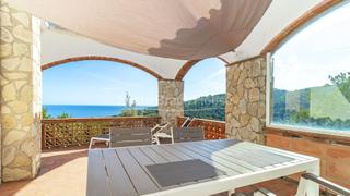 Casa  Carretera de la platja del racó. Casa mediterránea con vistas al mar en venta en begur a 5 minuto