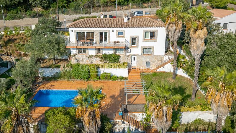 Foto 12f4972c-61ef-4275-9b45-c35790845573. House with heating parking pool in Sa Riera-Sa Fontansa Begur