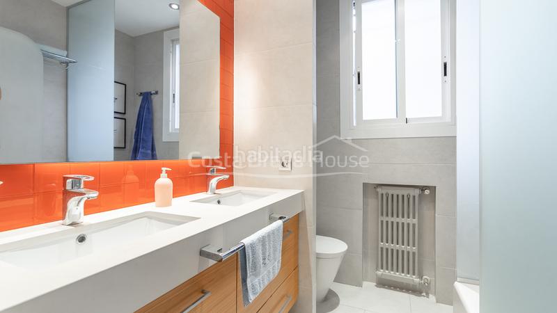 Foto 27225746-215d-48ca-8878-cbca04c4565a. Casa con riscaldamento parcheggio in Bell-Aire Sant Andreu de Llavaneres