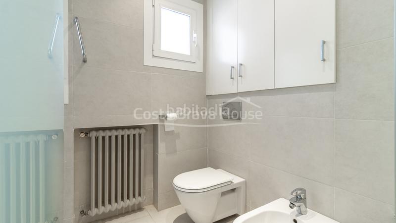 Foto d8fa6e76-4c43-4c41-8976-4026ac93e651. Casa con riscaldamento parcheggio in Bell-Aire Sant Andreu de Llavaneres