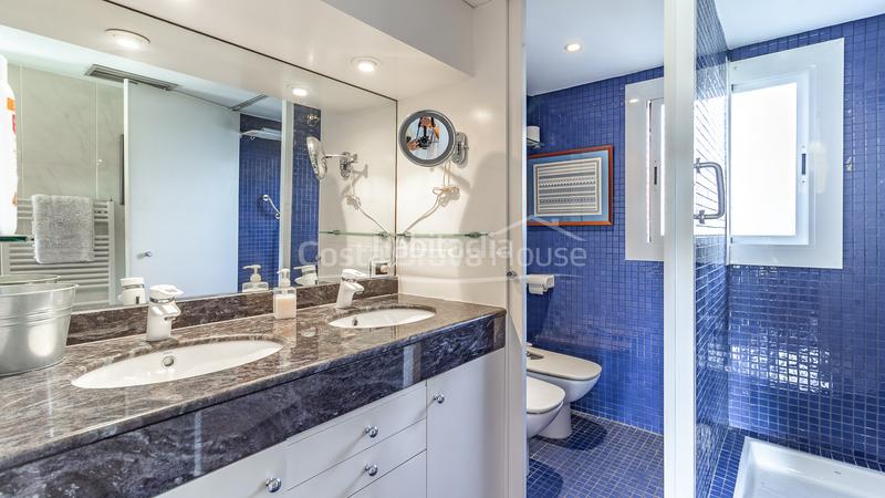 Foto e4868f0a-d6a5-4b58-bc30-6dc3c38f7428. Casa con riscaldamento parcheggio in Bell-Aire Sant Andreu de Llavaneres