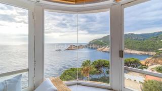 Apartament  Carrer cap sa sal. Apartamento mediterráneo con vistas al mar en venta en el exclus