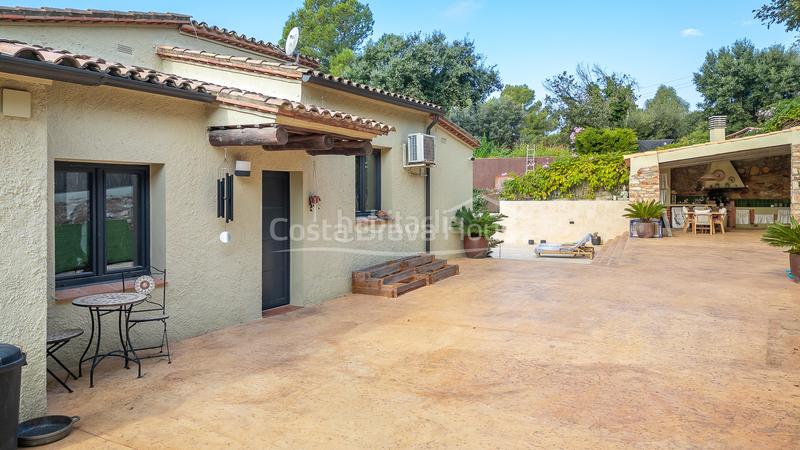 Foto 3b5512e7-f8a0-4ab7-8f4c-a1c531e84fe4. Maison avec chauffage parking piscine dans residencial Begur-esclanyà Begur