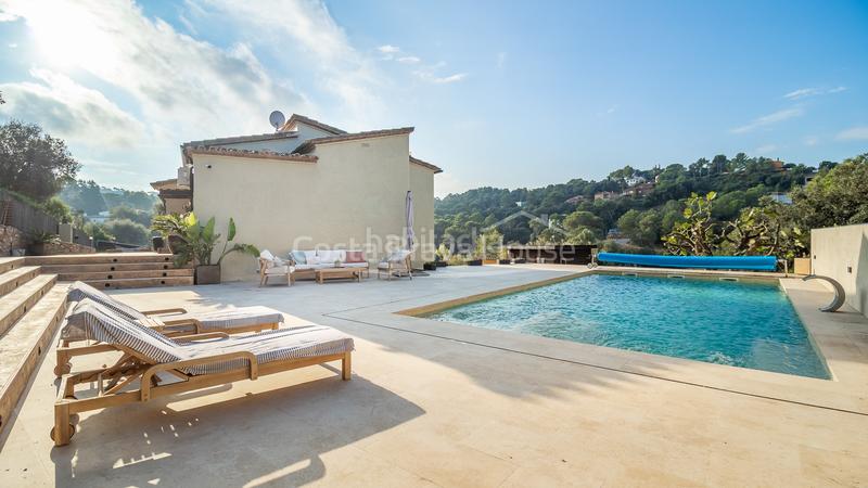 Foto c694c732-45fb-4139-aa51-955566727839. Maison avec chauffage parking piscine dans residencial Begur-esclanyà Begur
