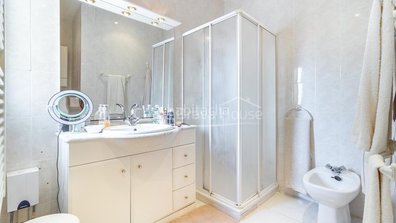 Foto 42d218e5-0446-47e2-9e34-f790b56320d4. Casa con riscaldamento parcheggio piscina in Pals