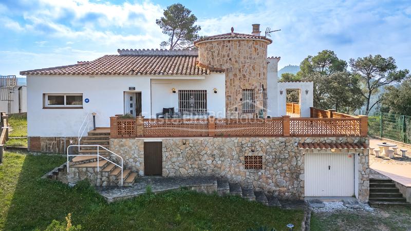 Foto 4c147b45-9c9a-40d4-80c9-60bdeac21984. Casa con riscaldamento parcheggio piscina in Pals