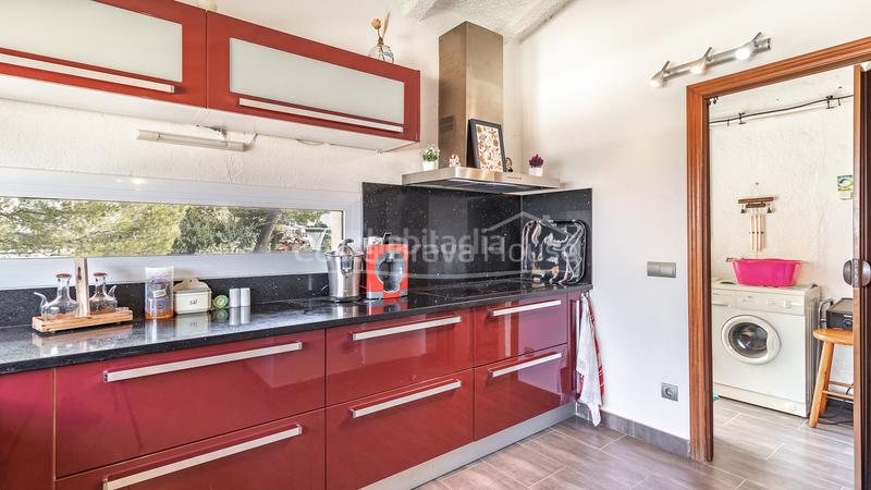 Foto f53787a1-14bc-4c96-b0c2-31ff790c688b. Casa con riscaldamento parcheggio piscina in Pals