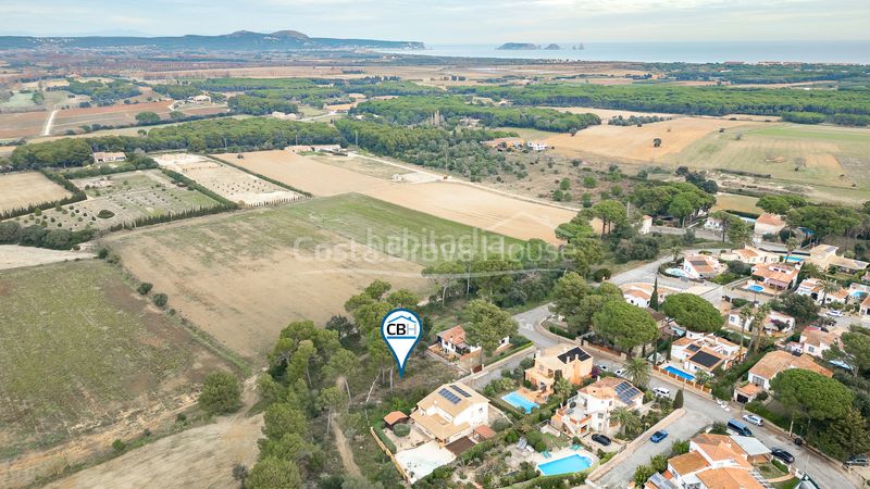 Foto 5b6aeb29-446b-43bb-8233-4f1aad53fefc. Terreny residencial a Pals