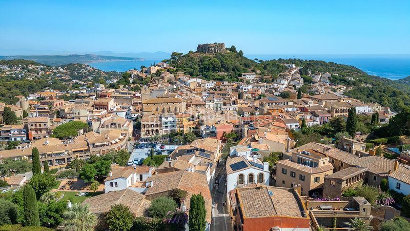 Foto 4c2bf5f3-f228-4323-be49-1298202296a6. Apartament amb calefacció a Begur Begur