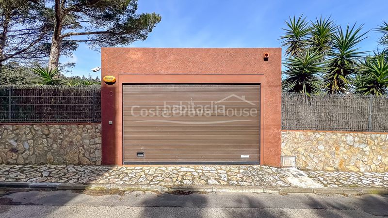 Foto 2c43f469-7fd6-406b-8e67-ef8504d7b82b. Casa amb calefacció aparcament piscina a Fornells-Aiguablava Begur