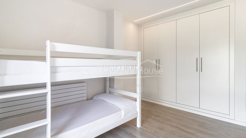 Foto 40bff9cd-1e00-4e16-82d8-67e8feccb059. Casa amb calefacció aparcament piscina a Fornells-Aiguablava Begur