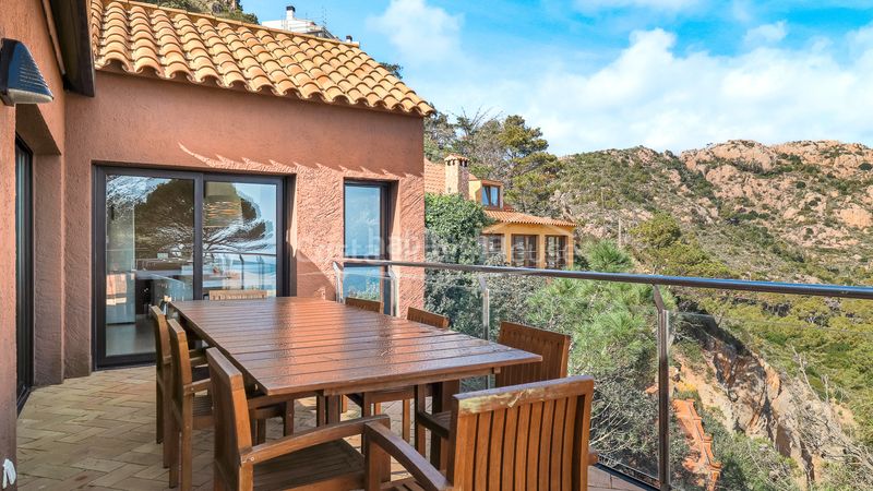 Foto 58965020-f35c-4771-a9a9-26e47e6303ba. Casa amb calefacció aparcament piscina a Fornells-Aiguablava Begur