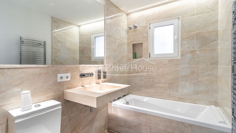 Foto 8ac912b0-112e-4a90-b4cc-a91a1067fab5. Casa amb calefacció aparcament piscina a Fornells-Aiguablava Begur