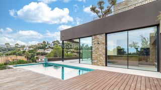 Haus  Carrer joaquim vayreda. Exclusiva casa de obra nueva en begur con vistas al mar y equipa