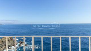 Appartement  Carrer cap sa sal. Apartamento en venta en begur con vistas al mar, terraza de 47 m