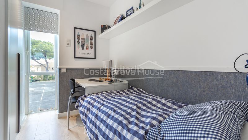 Foto 5cab310b-49ba-4c31-a4b1-87612c7d8d39. Apartament amb calefacció aparcament piscina a Llafranc
