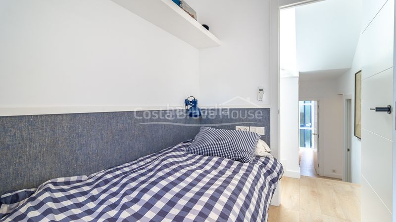 Foto 7fa85910-bf10-4f02-8706-9de912b616a0. Apartament amb calefacció aparcament piscina a Llafranc
