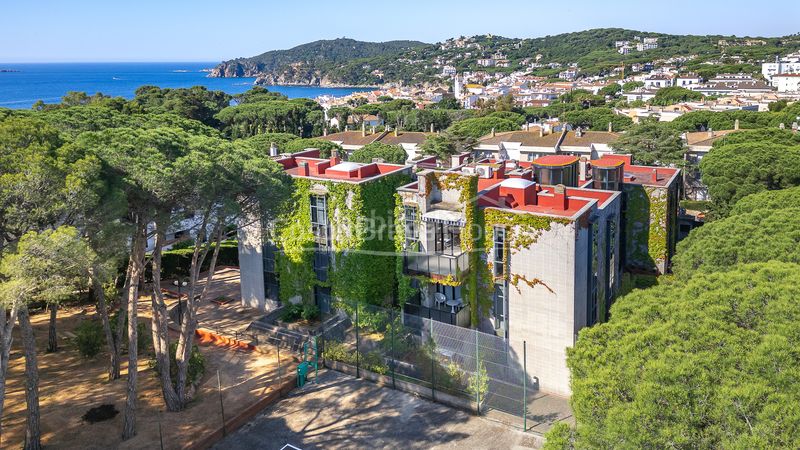Foto cbe11d35-d035-43bb-82b2-36227f05f744. Apartament amb calefacció aparcament piscina a Llafranc