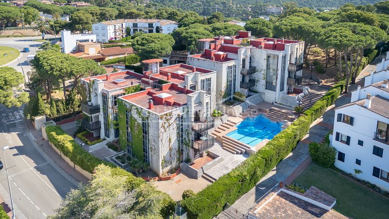 Foto feb5b34e-8ed2-4392-bd7f-68cf9b88abfc. Apartament amb calefacció aparcament piscina a Llafranc
