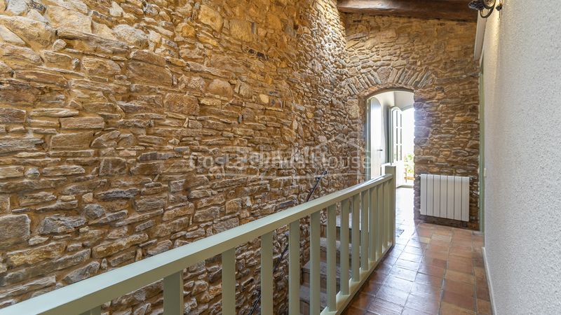 Foto 594f3d59-ab6a-4842-9917-59c99db4a836. Masia amb calefacció aparcament piscina a Gualta