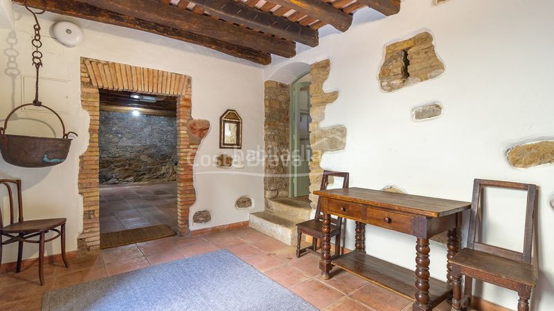 Foto f3d0c222-5075-48f4-84c4-cfead4bfe3ba. Masia amb calefacció aparcament piscina a Gualta