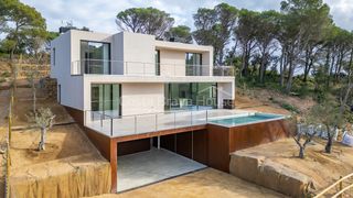 Maison  Vial camino. Casa contemporánea de obra nueva en venta en begur con terrazas,
