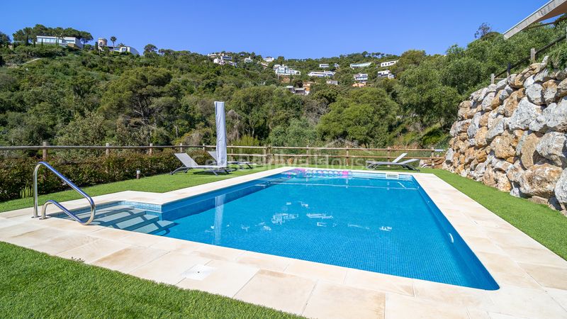 Foto be1b01e6-4495-4ed2-b7ad-1c8244f178e8. Casa amb calefacció aparcament piscina a Sa Riera-Sa Fontansa Begur