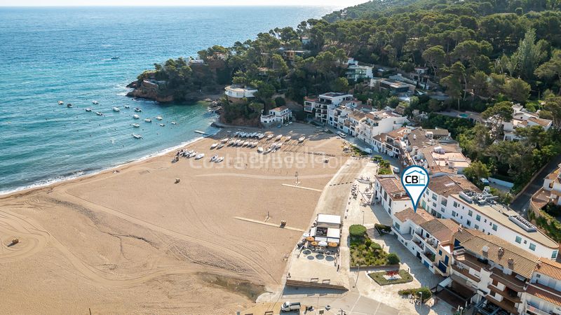 Foto 461a84e1-b16d-47ce-8c36-e4a68aeecaaa. Casa adossada amb calefacció aparcament a Sa Riera-Sa Fontansa Begur
