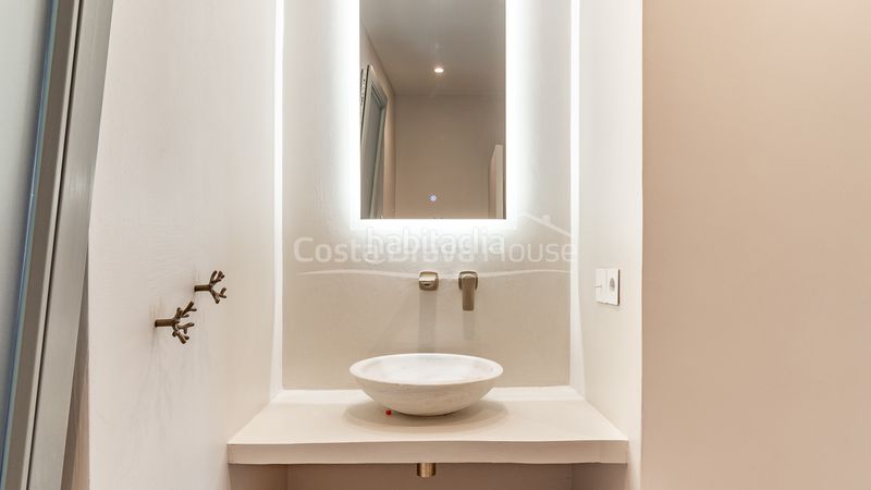 Foto f50f22c4-c0b8-49e5-92bb-2835d610d636. Casa adossada amb calefacció aparcament a Sa Riera-Sa Fontansa Begur