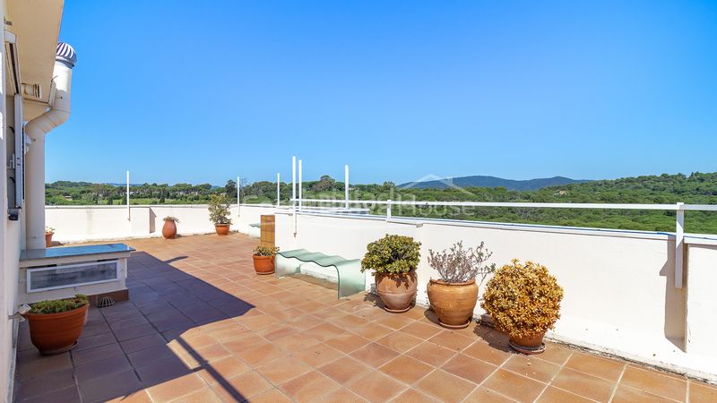 Foto 5854055e-bab1-4a24-94eb-95ef601db2d6. Apartament amb calefacció aparcament a La Fosca - Cala Margarida Palamós